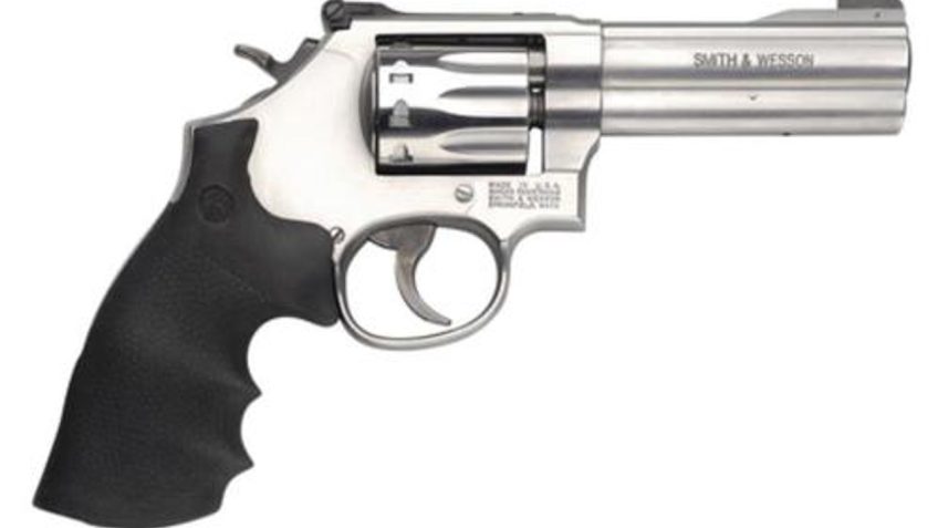 Smith & Wesson 617 K-22 Masterpiece 22LR 4" Barrel Stainless Steel Houge Rubber Grip10rd