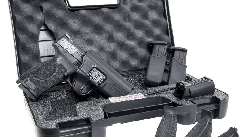 SMITH & WESSON M&P 9 M2.0 Carry and Range Kit