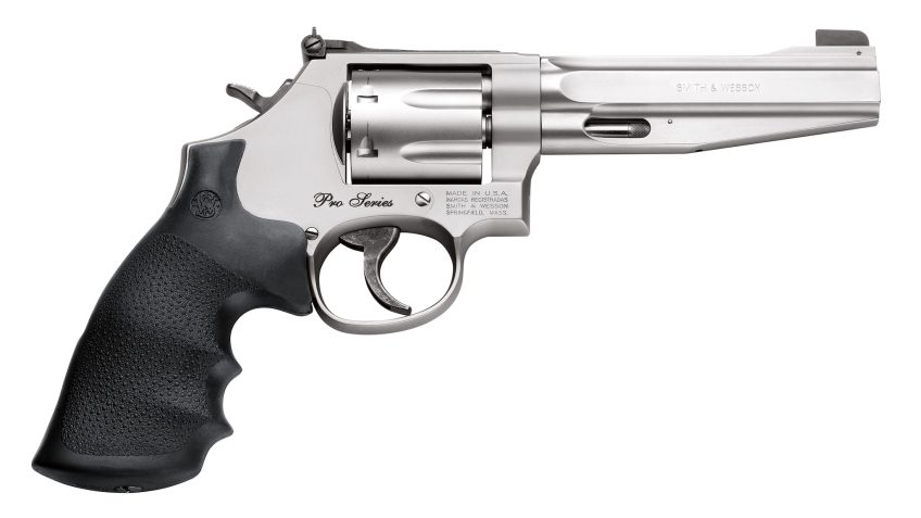 SMITH & WESSON 686 PLUS PRO PERFORMANCE