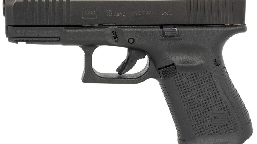 Glock G19 Gen5 AUS 9mm, 4.02" Barrel, Fixed Sights, Black, 3x 15rd