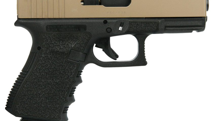 Glock 19 Gen3 Flat Dark Earth 9mm 4.02" Barrel 15-Rounds Cobblestone Stippling