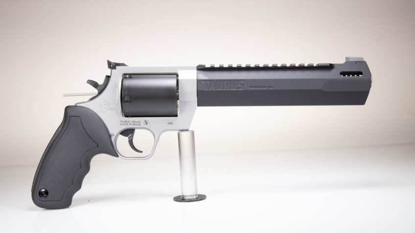 TAURUS RAGING HUNTER 500