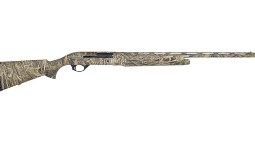 Benelli Montefeltro 26" Semi Automatic 20 Gauge Shotgun, Realtree Max 5 – 10833