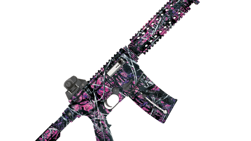 Mossberg 715T Flat Top Semi-Auto Rimfire Rifle in Muddy Girl Camo – .22 Long Rifle