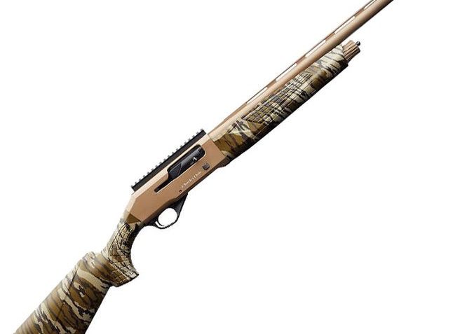 Charles Daly 601 Turkey 12 Gauge 3", 24" 4rd Flat Dark Earth Cerakote, Sythetic Mossy Oak Bottomland Semi Auto Shotgun