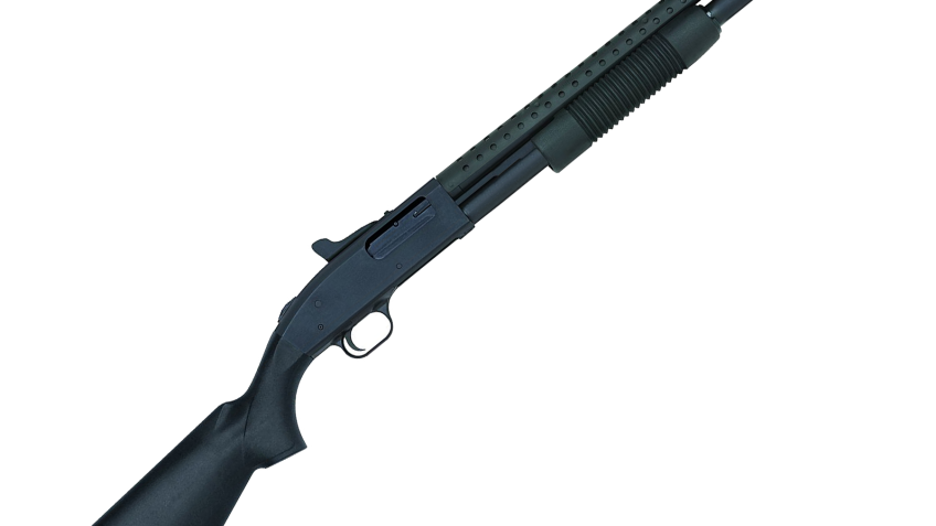 Mossberg 590 Persuader Pump-Action Shotgun