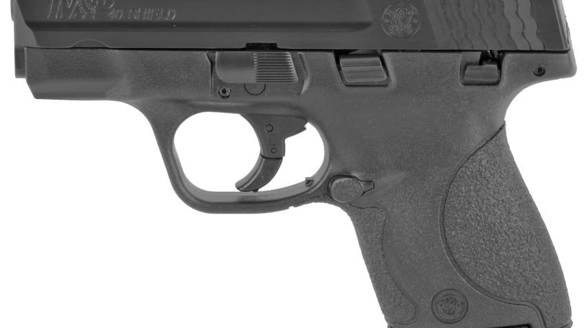 Smith & Wesson M&P Shield 3.1″ 40 S&W 6&7Rd – Black